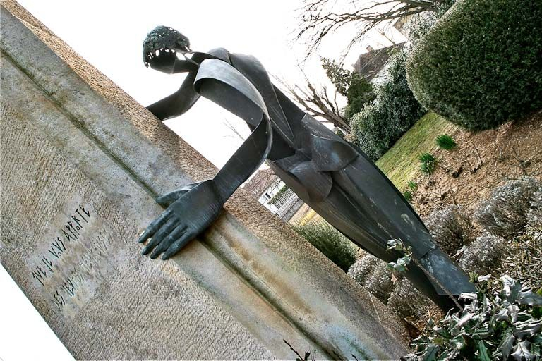 Détail de l'inscription. © Jean-Luc Duthu / Région Bourgogne-Franche-Comté, Inventaire du patrimoine - 2009