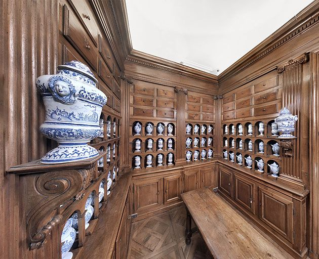 Apothicairerie. © Thierry Kuntz / Région Bourgogne-Franche-Comté, Inventaire du patrimoine - 2010