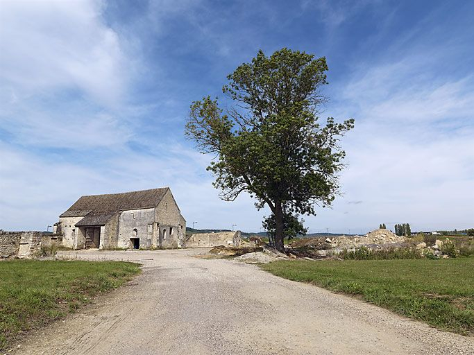 Vue d'ensemble, façade postérieure. © Thierry Kuntz / Région Bourgogne-Franche-Comté, Inventaire du patrimoine - 2010