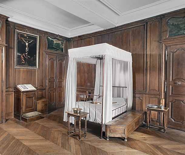 Chambre dite infirmerie des soeurs. © Thierry Kuntz / Région Bourgogne-Franche-Comté, Inventaire du patrimoine - 2010