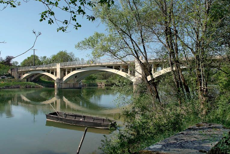 Pont routier sur la D933. © Jean-Luc Duthu / Région Bourgogne-Franche-Comté, Inventaire du patrimoine - 2010