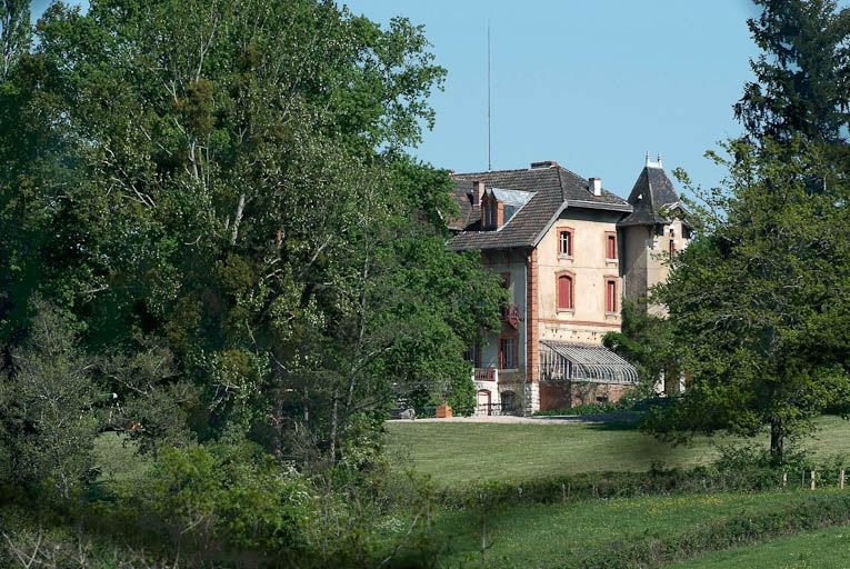 Château de Saint-Romain. © Jean-Luc Duthu / Région Bourgogne-Franche-Comté, Inventaire du patrimoine - 2010
