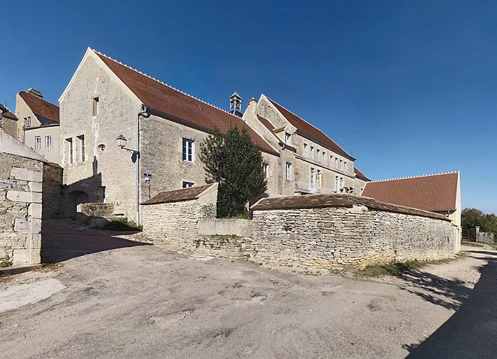 Vue d'ensemble prise du sud-ouest. © Thierry Kuntz / Région Bourgogne-Franche-Comté, Inventaire du patrimoine - 2010