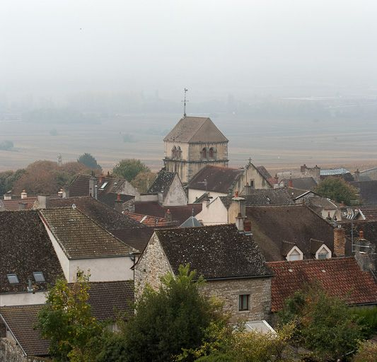 Eglise et site. © Pierre-Marie Barbe-Richaud / Région Bourgogne-Franche-Comté, Inventaire du patrimoine - 2011