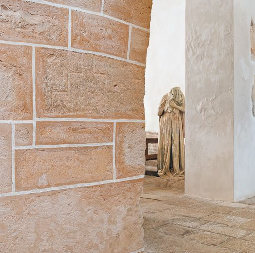 Détail de l'arcade entre les deuxièmes travées de la nef et du bas-côté droit. © Pierre-Marie Barbe-Richaud / Région Bourgogne-Franche-Comté, Inventaire du patrimoine - 2011