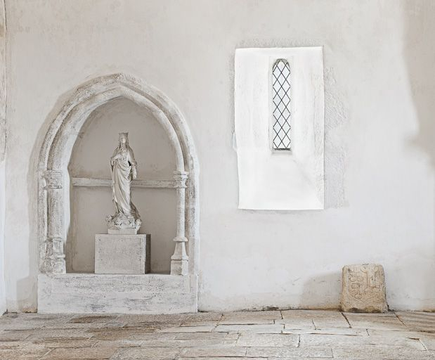 Niche et fenêtre de la deuxième travée du bas-côté droit. © Pierre-Marie Barbe-Richaud / Région Bourgogne-Franche-Comté, Inventaire du patrimoine - 2011