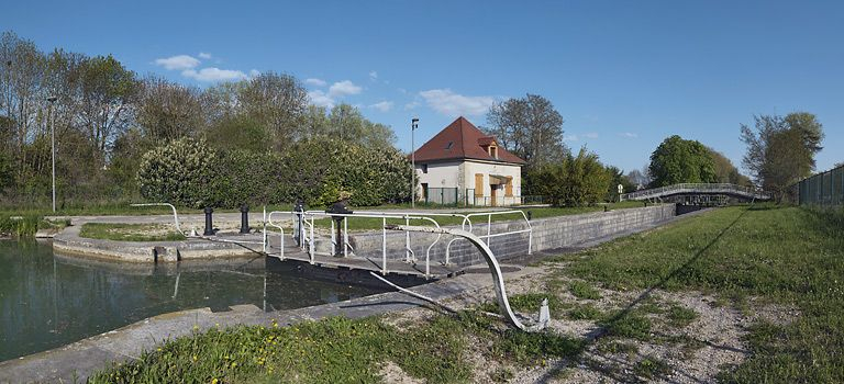 Vue d'amont. © Thierry Kuntz / Région Bourgogne-Franche-Comté, Inventaire du patrimoine - 2011