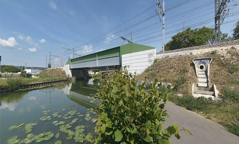 Vue d'ensemble d'aval. © Thierry Kuntz / Région Bourgogne-Franche-Comté, Inventaire du patrimoine - 2011