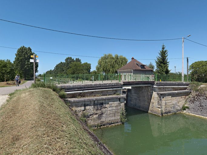 Vue d'ensemble. © Thierry Kuntz / Région Bourgogne-Franche-Comté, Inventaire du patrimoine - 2011