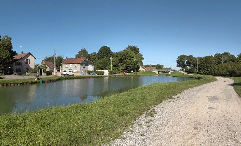 20112103314NUC4A © Thierry Kuntz / Région Bourgogne-Franche-Comté, Inventaire du patrimoine - 2011
