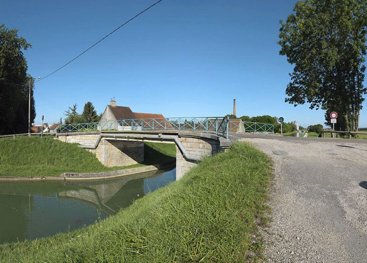 Vue d'ensemble. © Thierry Kuntz / Région Bourgogne-Franche-Comté, Inventaire du patrimoine - 2011