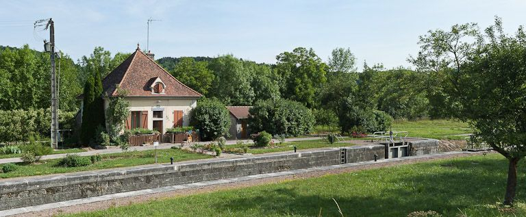Vue d'ensemble. © Pierre-Marie Barbe-Richaud / Région Bourgogne-Franche-Comté, Inventaire du patrimoine - 2011