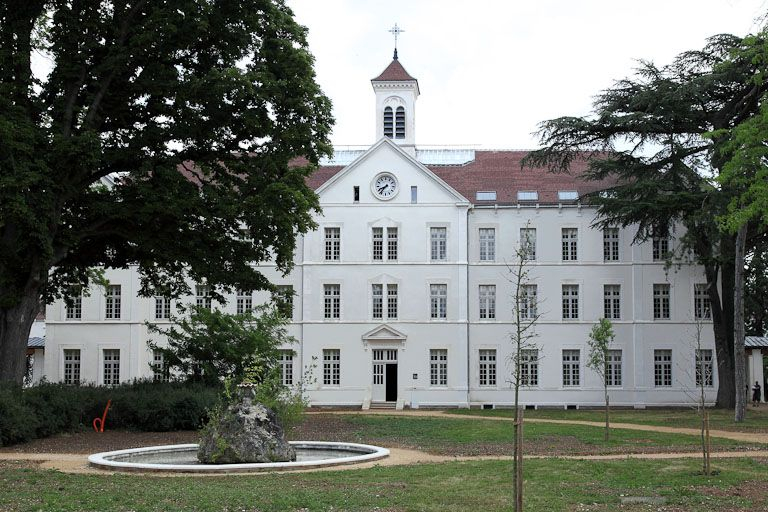 Bâtiment central. © Alain Morelière / Région Bourgogne-Franche-Comté, Inventaire du patrimoine - 2011