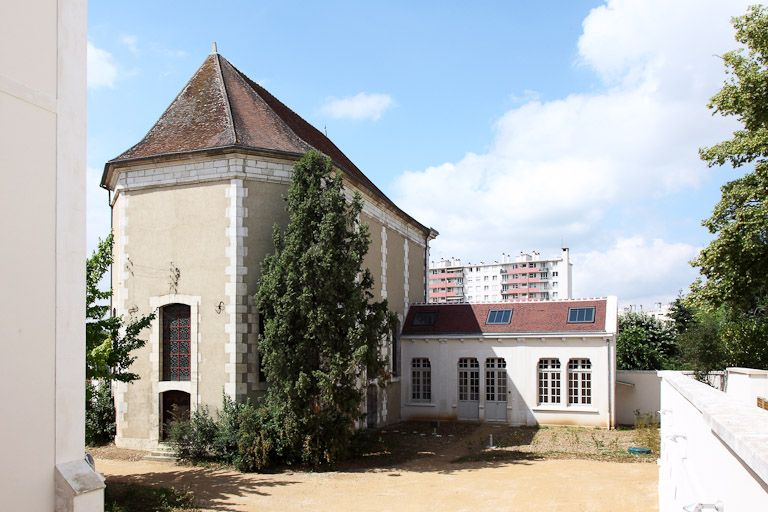Chevet de la chapelle et sacristie. © Alain Morelière / Région Bourgogne-Franche-Comté, Inventaire du patrimoine - 2011
