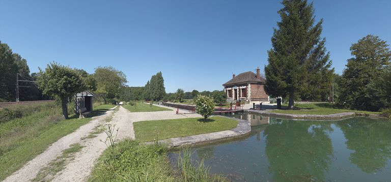 Vue d'ensemble du site. © Thierry Kuntz / Région Bourgogne-Franche-Comté, Inventaire du patrimoine - 2011