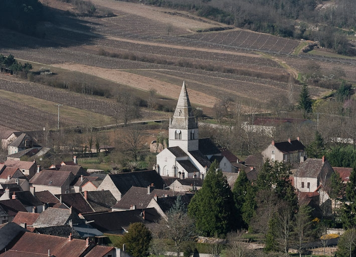 Eglise et village. © Pierre-Marie Barbe-Richaud / Région Bourgogne-Franche-Comté, Inventaire du patrimoine - 2012