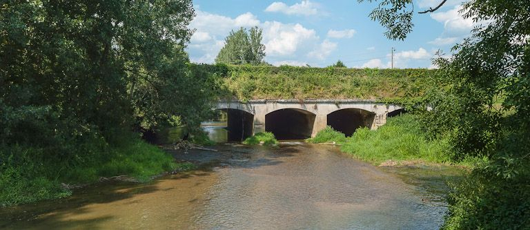 Vue d'aval. © Pierre-Marie Barbe-Richaud / Région Bourgogne-Franche-Comté, Inventaire du patrimoine - 2012