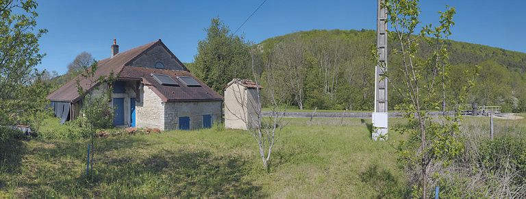 Les annexes de la maison éclusière. © Thierry Kuntz / Région Bourgogne-Franche-Comté, Inventaire du patrimoine - 2012