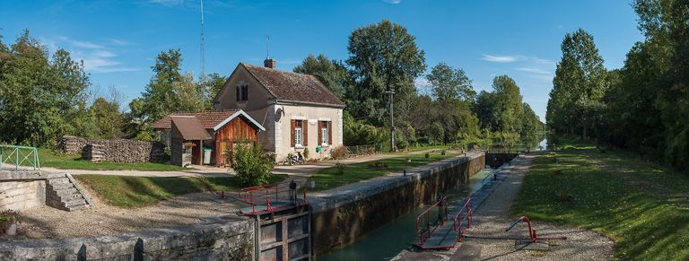 Vue d'ensemble. © Pierre-Marie Barbe-Richaud / Région Bourgogne-Franche-Comté, Inventaire du patrimoine - 2012