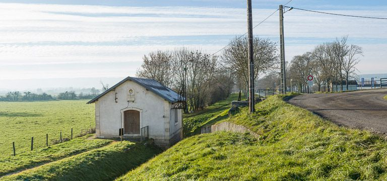Vue de l'entrée de l'usine. © Pierre-Marie Barbe-Richaud / Région Bourgogne-Franche-Comté, Inventaire du patrimoine - 2013