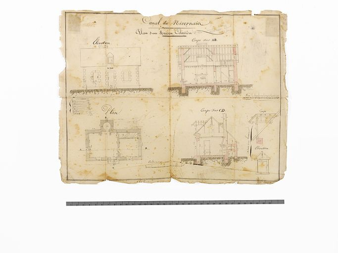 "Plan d'une maison éclusière double". Plan, coupe et élévation (sur laquelle il est précisé "n°30"). (Archives VNF-direction territoriale Centre-Bourgogne ; subdivision de Corbigny) © Thierry  Kuntz (reproduction) / Région Bourgogne-Franche-Comté, Inventaire du patrimoine - 2013