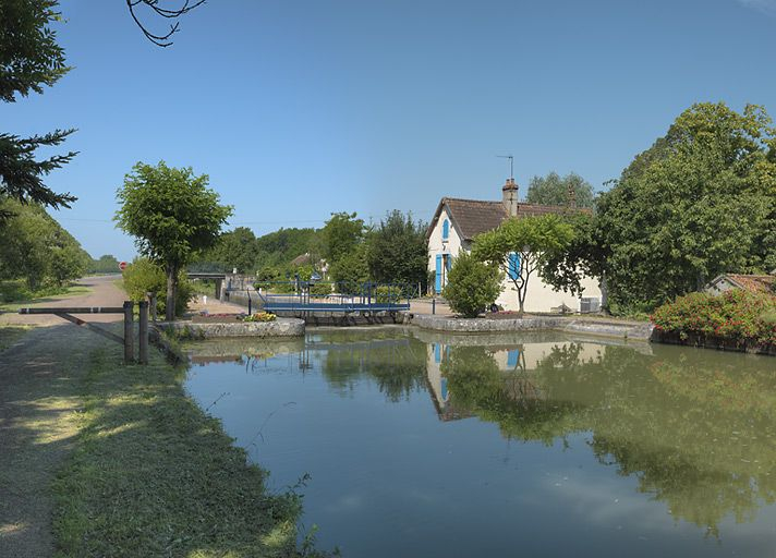 Vue d'ensemble du site. © Thierry Kuntz / Région Bourgogne-Franche-Comté, Inventaire du patrimoine - 2013