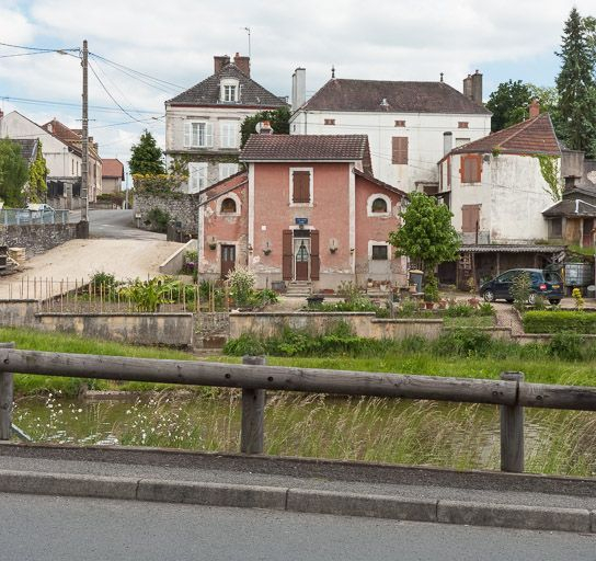 Vue de face. © Pierre-Marie Barbe-Richaud / Région Bourgogne-Franche-Comté, Inventaire du patrimoine - 2013