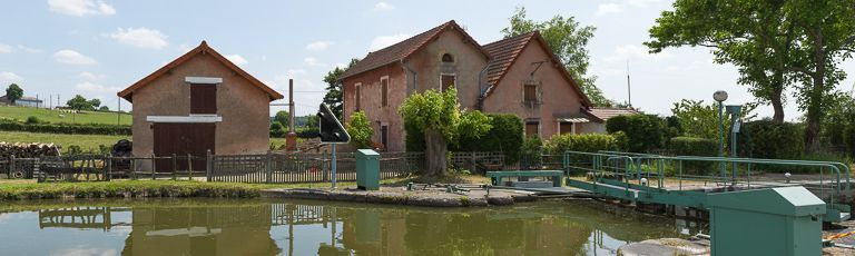 Vue d'ensemble du site atypique. © Pierre-Marie Barbe-Richaud / Région Bourgogne-Franche-Comté, Inventaire du patrimoine - 2013