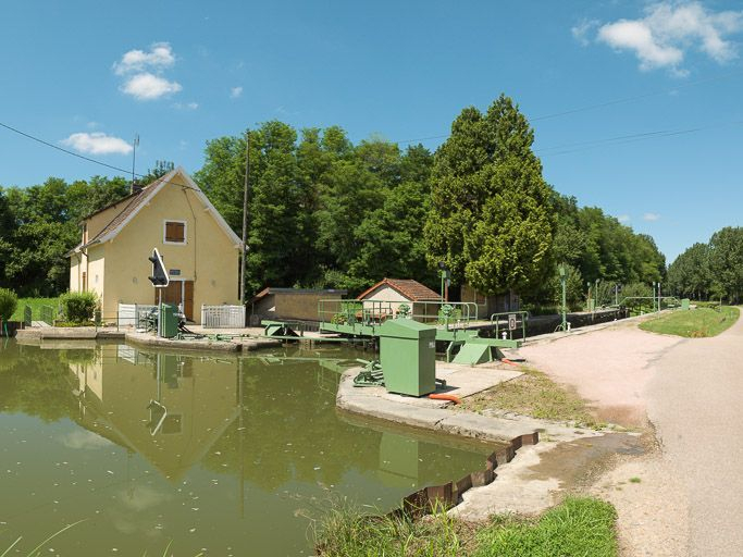 Vue d'ensemble du site. © Pierre-Marie Barbe-Richaud / Région Bourgogne-Franche-Comté, Inventaire du patrimoine - 2013