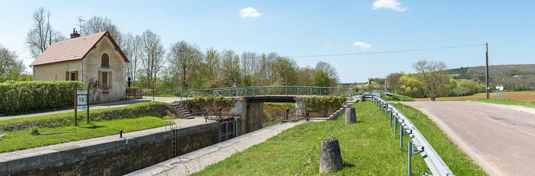 Vue d'ensemble. © Pierre-Marie Barbe-Richaud / Région Bourgogne-Franche-Comté, Inventaire du patrimoine - 2013