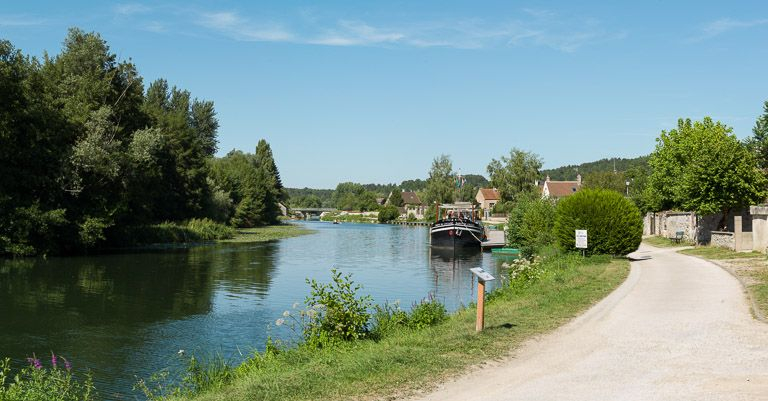 La râcle, en aval du site d'écluse. © Pierre-Marie Barbe-Richaud / Région Bourgogne-Franche-Comté, Inventaire du patrimoine - 2013