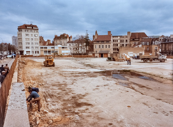 hôtel de région © Pierre-Marie  Barbe-Richaud (reproduction) / Région Bourgogne-Franche-Comté, Inventaire du patrimoine - 2014