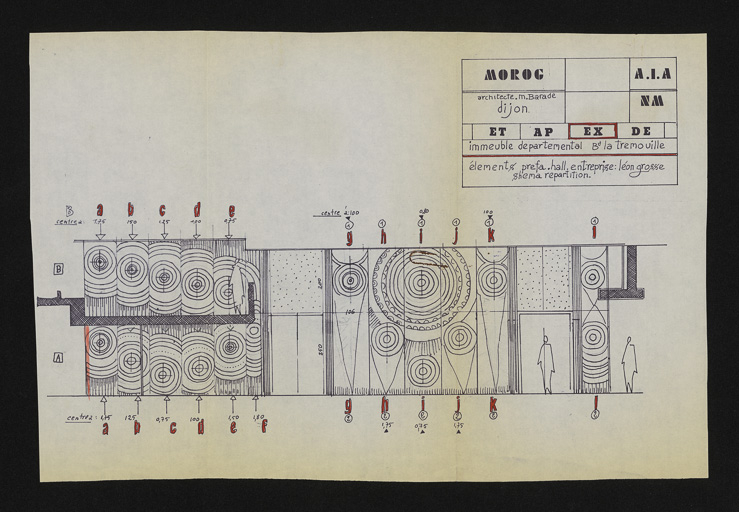 Elévation du mur est du hall d'entrée : schéma de répartition des panneaux moulés en béton, s.d., ca 1980. Boyer, Michel (architecte d'intérieur) (Archives départementales de la Côte-d'Or, Dijon, 32 J 82) © Petot Frédéric (reproduction) / CD21/F.PETOT/2014 - 2014 Elévation du mur est du hall d'entrée : schéma de répartition des panneaux moulés en béton, s.d., ca 1980. Boyer, Michel (architecte d'intérieur) (Archives départementales de la Côte-d'Or, Dijon, 32 J 82) © Petot Frédéric (reproduction) / CD21/F.PETOT/2014 - 2014