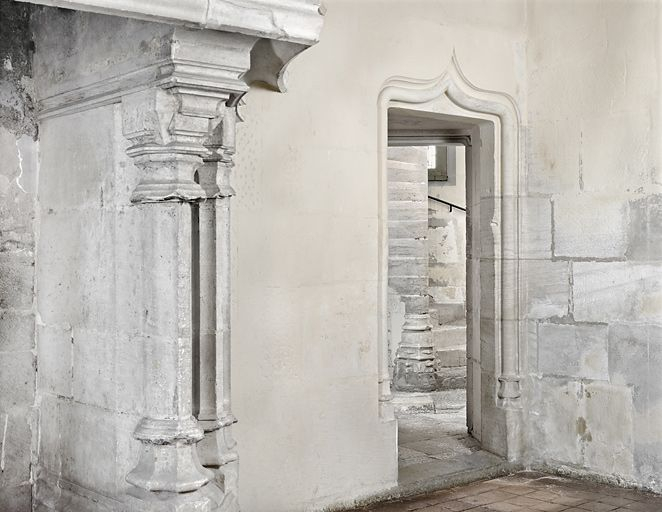  château fort © Thierry Kuntz / Région Bourgogne-Franche-Comté, Inventaire du patrimoine - 2014