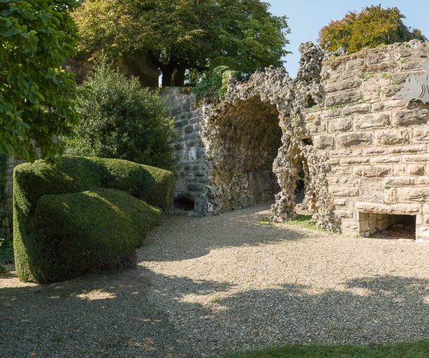  château fort © Pierre-Marie Barbe-Richaud / Région Bourgogne-Franche-Comté, Inventaire du patrimoine - 2014