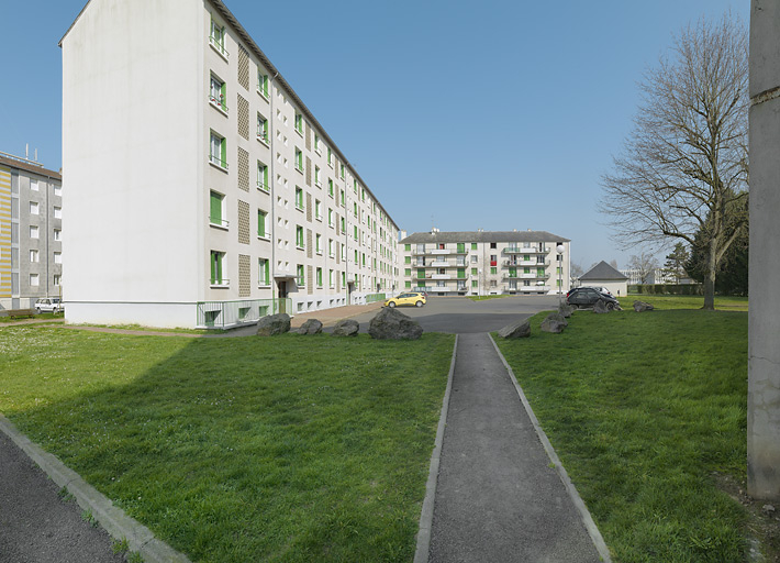 Façade antérieure est et façade postérieure sud. © Thierry Kuntz / Région Bourgogne-Franche-Comté, Inventaire du patrimoine - 2014
