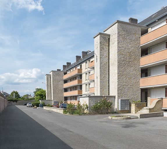 Façade antérieure du bâtiment A. © Thierry Kuntz / Région Bourgogne-Franche-Comté, Inventaire du patrimoine - 2014