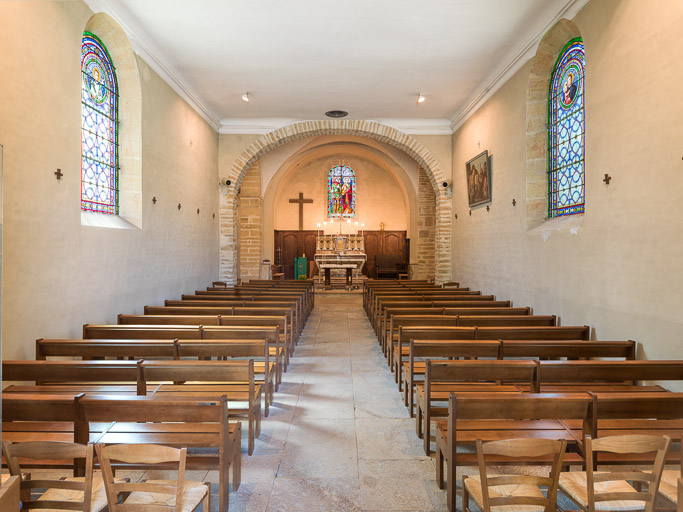 Vue de la nef, vers le choeur. © Pierre-Marie Barbe-Richaud / Région Bourgogne-Franche-Comté, Inventaire du patrimoine - 2015