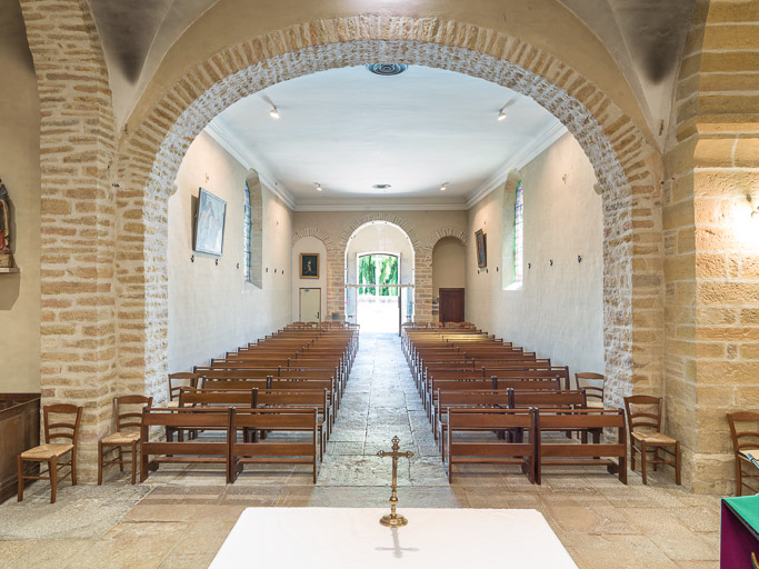 Vue de la nef, vers l'entrée. © Pierre-Marie Barbe-Richaud / Région Bourgogne-Franche-Comté, Inventaire du patrimoine - 2015