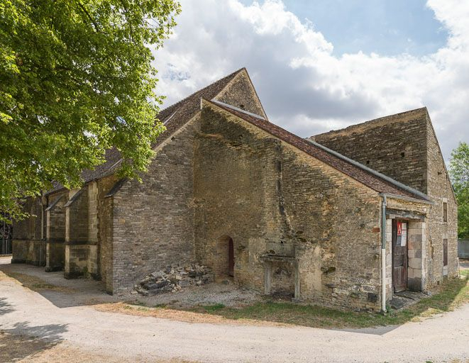 Vue de l'angle nord-ouest. © Pierre-Marie Barbe-Richaud / Région Bourgogne-Franche-Comté, Inventaire du patrimoine - 2015