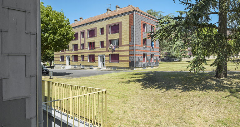 Bâtiment Binot-A, façade antérieure. © Thierry Kuntz / Région Bourgogne-Franche-Comté, Inventaire du patrimoine - 2015