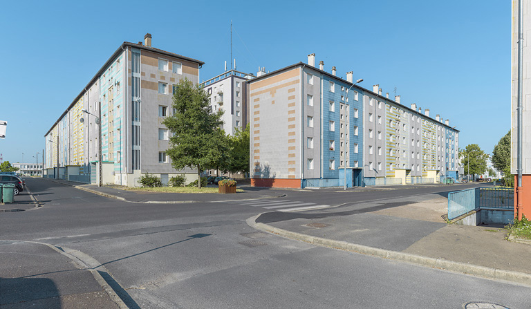 Bâtiments E et I, façades antérieures et latérales. © Thierry Kuntz / Région Bourgogne-Franche-Comté, Inventaire du patrimoine - 2015