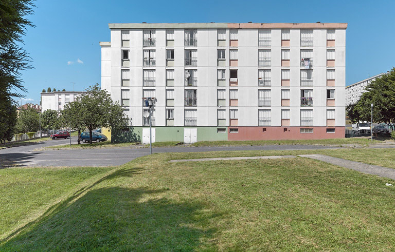 Bâtiment B-5, façade postérieure. © Thierry Kuntz / Région Bourgogne-Franche-Comté, Inventaire du patrimoine - 2015