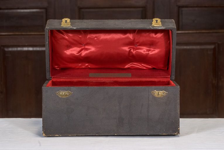 Boîte. © Pierre-Marie Barbe-Richaud / Région Bourgogne-Franche-Comté, Inventaire du patrimoine - 2016