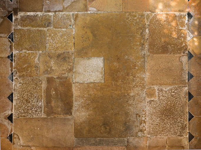 Dallage du choeur : détail. © Pierre-Marie Barbe-Richaud / Région Bourgogne-Franche-Comté, Inventaire du patrimoine - 2016