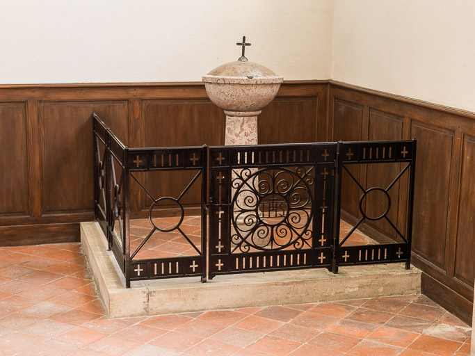 Fonts baptismaux. © Pierre-Marie Barbe-Richaud / Région Bourgogne-Franche-Comté, Inventaire du patrimoine - 2016