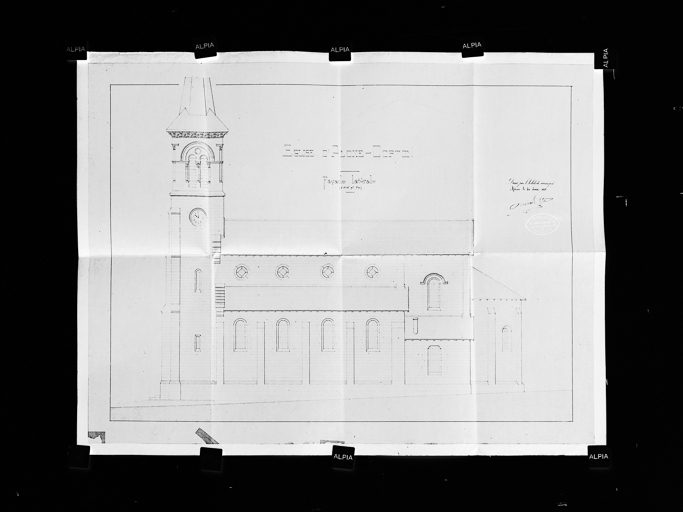 Façade latérale de l'église d'Aloxe-Corton. Dessin dressé par l'architecte Pinchard le 30 juin 1888 (Archives communales, Aloxe-Corton). © Pierre-Marie  Barbe-Richaud (reproduction) / Région Bourgogne-Franche-Comté, Inventaire du patrimoine - 2016