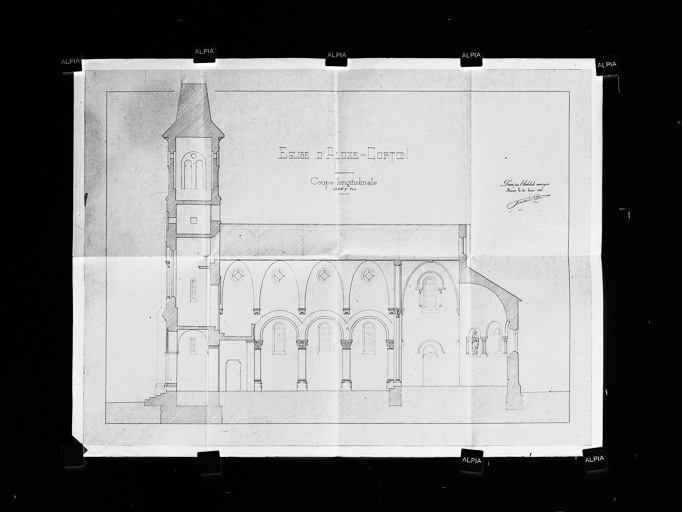 Coupe longitudinale de l'église d'Aloxe-Corton, dressée par l'architecte Pinchard le 30 juin 1888 (Archives communales, Aloxe-Corton). © Pierre-Marie  Barbe-Richaud (reproduction) / Région Bourgogne-Franche-Comté, Inventaire du patrimoine - 2016