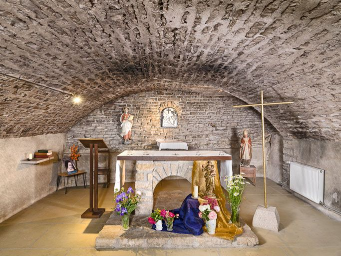 La statue dans la chapelle du presbytère de Meursault. © Pierre-Marie Barbe-Richaud / Région Bourgogne-Franche-Comté, Inventaire du patrimoine - 2017