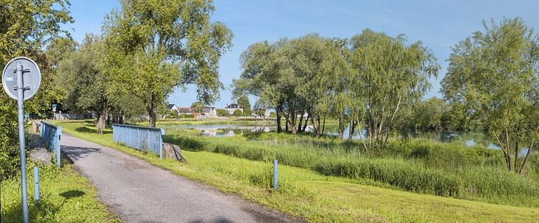 digue © Thierry Kuntz / Région Bourgogne-Franche-Comté, Inventaire du patrimoine - 2017  digue © Thierry Kuntz / Région Bourgogne-Franche-Comté, Inventaire du patrimoine - 2017